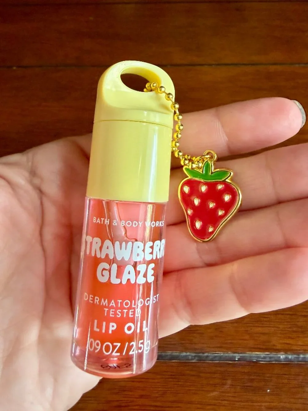 NEW Lip Oil Strawberry Glaze Bath & Body Works